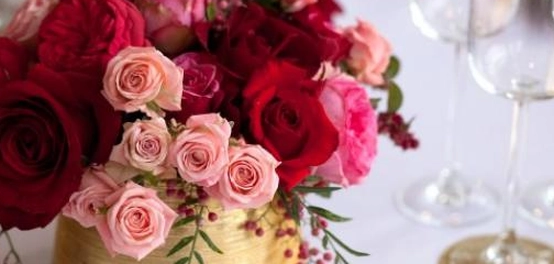 أفكار ساحرة لإبهار ضيوفك: ديكورات حفلات مميزة