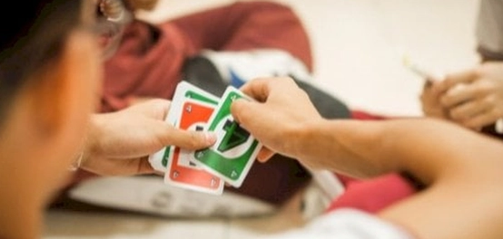 ألعاب جماعية ممتعة: أفكار وأنشطة متنوعة