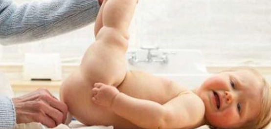 دليل شامل لعلاج إسهال الأطفال