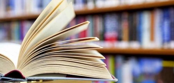 مجموعة من الكتب العربية المميزة