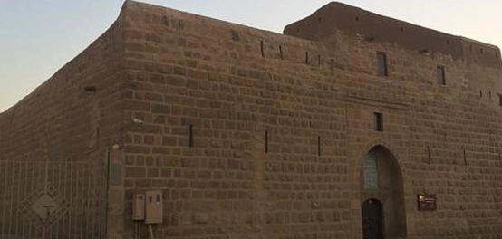 جواهر تبوك السياحية: رحلة إلى الماضي والحاضر