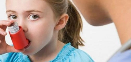 علامات حساسية الصدر عند الأطفال