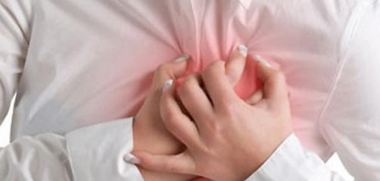 علامات نوبة القلب عند النساء