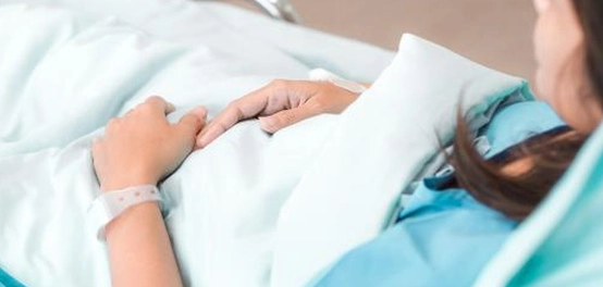 التهاب جرح الولادة القيصرية: الأعراض، الوقاية، والعلاج