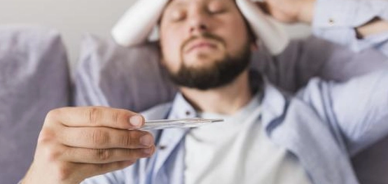 علامات التهاب الدم: من الأعراض الخفيفة إلى الحالات الحرجة