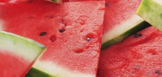 البطيخ وفوائده المذهلة في الحميات الغذائية