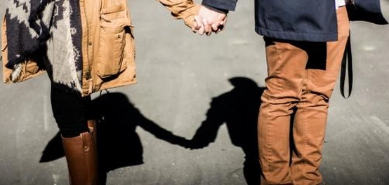 كنوز الحياة: الزوجة الصالحة وأثرها العظيم