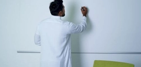 استكشاف دلالات حرف ألا في اللغة العربية
