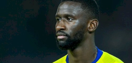 أنطونيو روديغر: مسيرة لاعب دفاع عالمي
