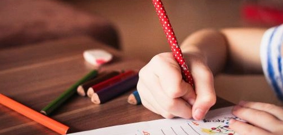 أنشطة تعزز التنسيق البصري الحركي لدى الأطفال