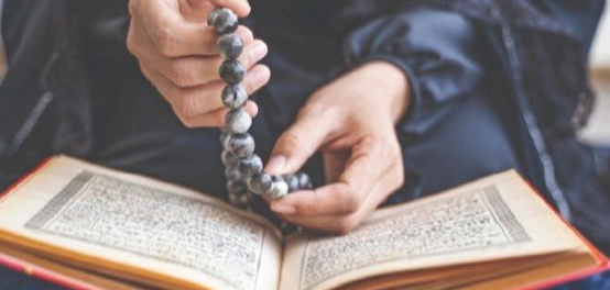عبادات اللسان: الأدعية والذكر