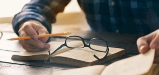 أمثلة توضيحية للخبر والإنشاء