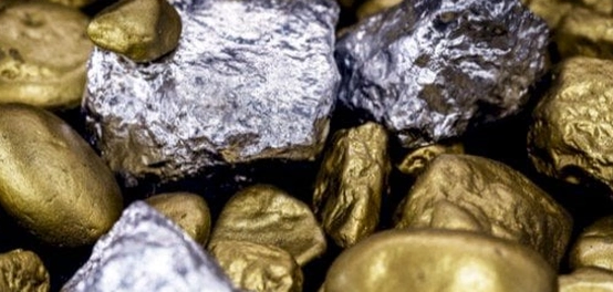 العناصر المعدنية: تصنيفها وخصائصها المميزة