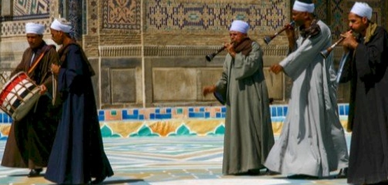 إرث مصر الشعبي: فنون تقليدية خلابة