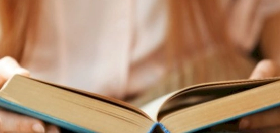 التعبير الأدبي: أنواعه وخصائصه