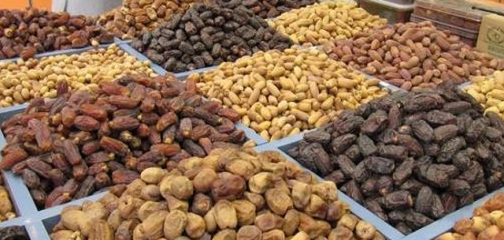رحلتنا مع التمور: الأنواع، الفوائد، والقيمة الغذائية