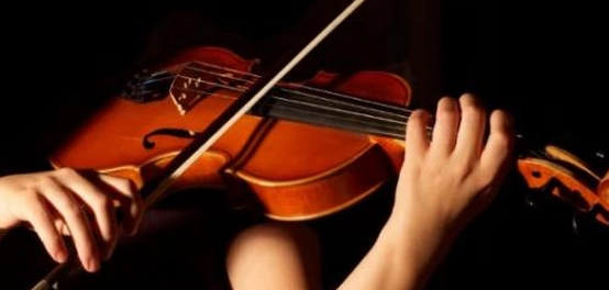 إتقان فن العزف على آلة الكمان