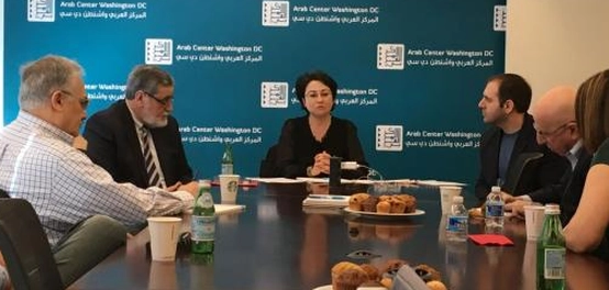 دراسة الخطاب السياسي: أهدافه، وظائفه، وخصائصه