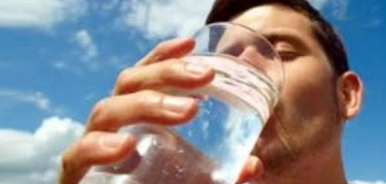 أهمية الماء: الدور الحيوي للسائل الأساسي للحياة