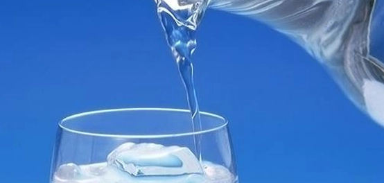 دور الماء الحيوي في الحياة على الأرض