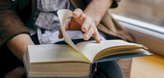 مكانة القراءة السامية في الإسلام