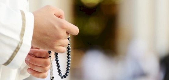 العقيدة الإسلامية: ركيزة الفرد والمجتمع