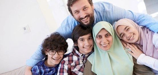 دور الأسرة في الإسلام: ركيزة المجتمع المسلم