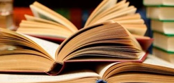 كنوز الأدب العربي: مجموعة مختارة من أهم الكتب