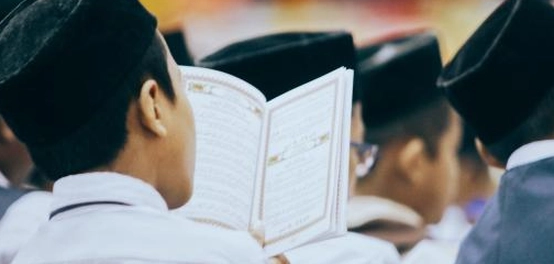 دراسة الثقافة الإسلامية: أهدافها، تحدياتها، وحماية تراثها