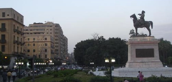 موقع شرق العوينات: حقائق وأرقام