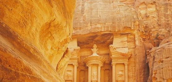 مدينة البتراء: الموقع، التاريخ، والوصول