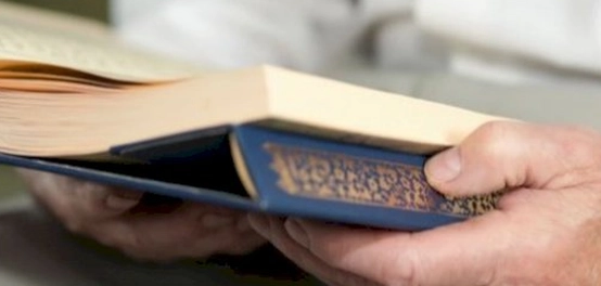 دكتور أيمن سويد: عالم في تجويد القرآن الكريم