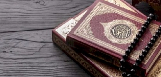 كتبة الوحي الأولون: رحلة تدوين كلام الله