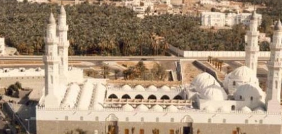 تاريخ مدينة يثرب: موقعها، أسماؤها، وأهميتها
