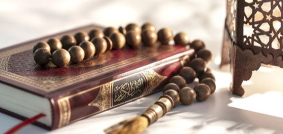 نزول القرآن الكريم في ليلة مباركة
