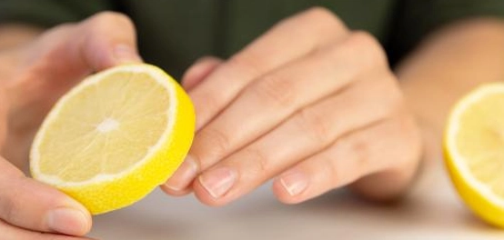 التخلص من رائحة الثوم: طرق فعّالة و نصائح قيّمة