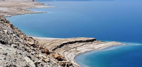 موقع البحر الميت وأهميته
