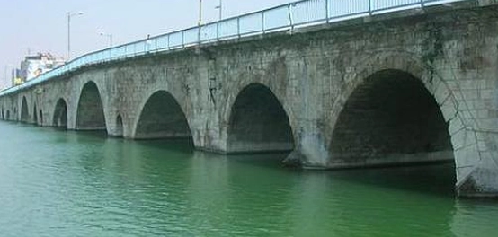 نهران سيحون وجيحون: تاريخهما وموقعهما الجغرافي