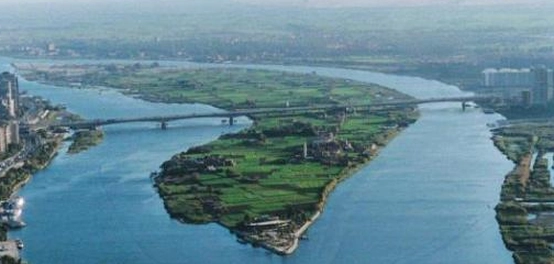 مصدر نهر النيل العظيم: رحلة عبر التاريخ والجغرافيا