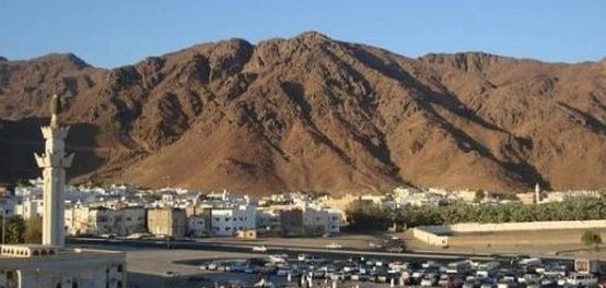جبل أحد: موقعه، تاريخه، وأهميته