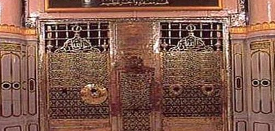 رحلة حياة الخليفة عمر بن الخطاب ودفنه