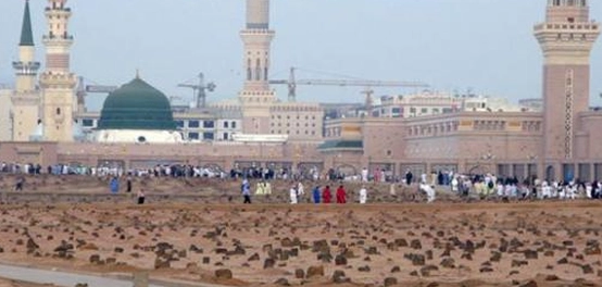 مكان دفن السيدة عائشة رضي الله عنها