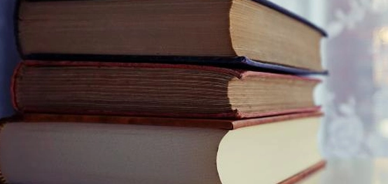 قصة الحب بين ابن زيدون وولادة بنت المستكفي