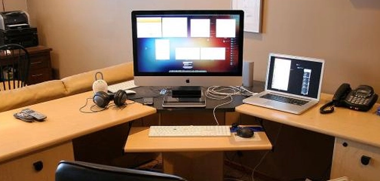فوائد العمل عبر الإنترنت: لماذا يعتبر خيارًا مثاليًا؟