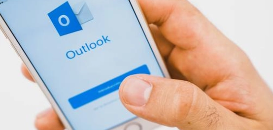 كيفية إنشاء حساب Outlook بدون رقم هاتف