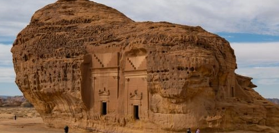 الأهمية التاريخية لمدائن صالح وأبرز معالمها الأثرية