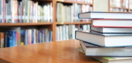 الأسلوب الخبري: تعريفه، أنواعه، وأدوات توكيده