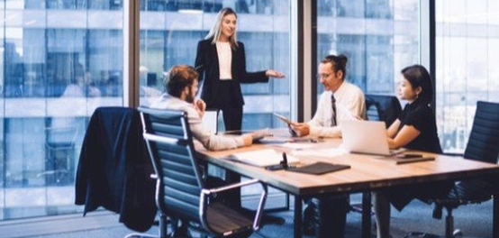 أفكار مبتكرة لتطوير العمل في الشركات