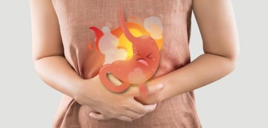 أعراض حموضة المعدة وطرق الوقاية منها