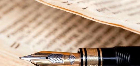 أجمل قصائد الغزل في الأدب العربي